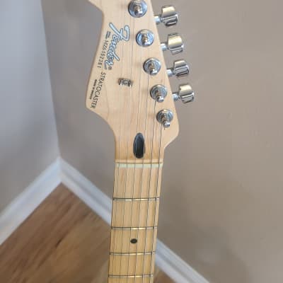 Fender Stratocaster - LH - 60th Anniversary w/ Gig Bag image 8