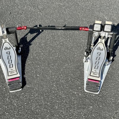 Dw 9000 double bass pedal  . . image 1
