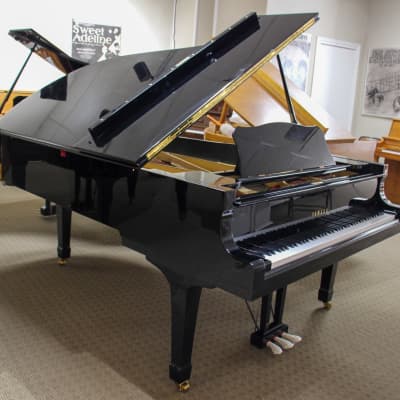 Yamaha C7 7'4" Semi-Concert Grand Piano | Polished Ebony | Refinished image 2