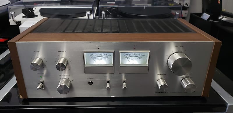 Pioneer SA-6700 (40W/Ch)