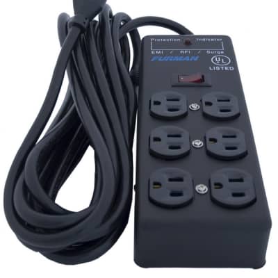Furman M-8DX Power Conditioner Bundle With SS6B Power Strip image 2