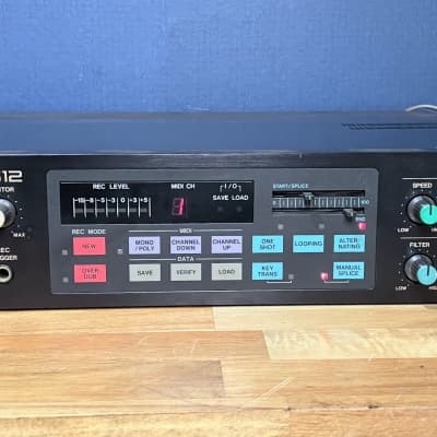[Excellent] Akai S612 12-Bit Vintage Sampler - Black