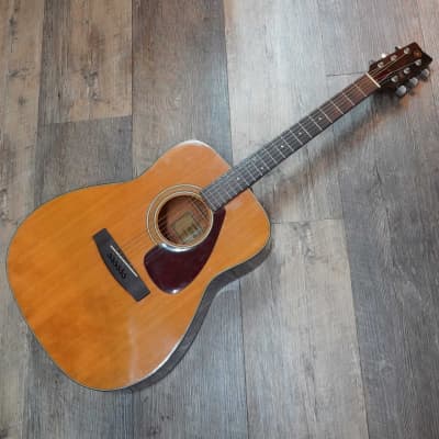 Yamaha FG-200
