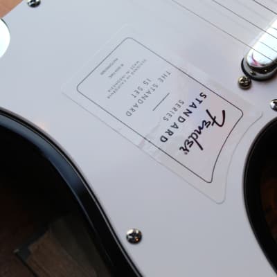 FENDER Standard Telecaster , Laurel, 3 Tone Sunburst, 3, 49 KG image 5
