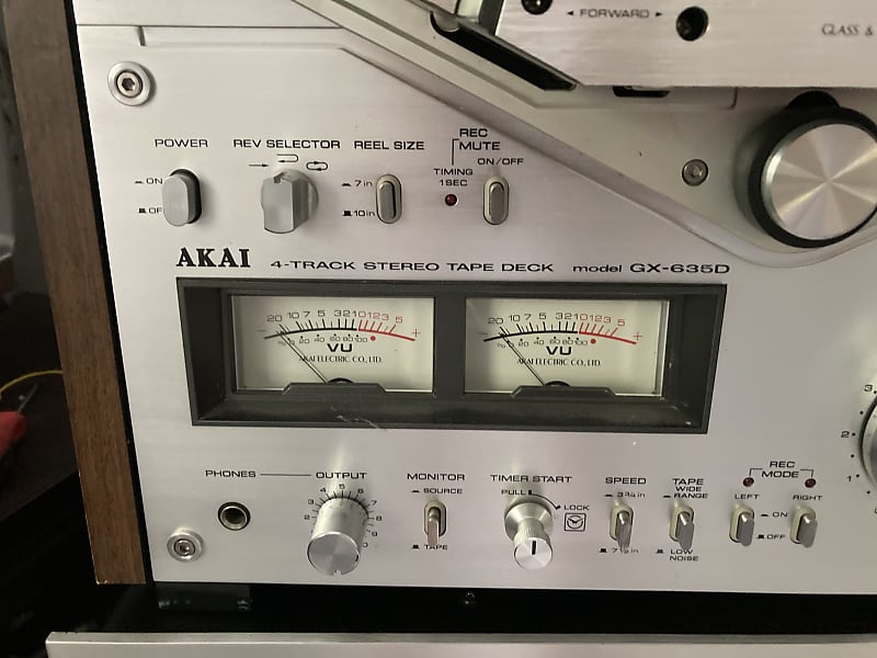 Media unit comprising of an Akai GX-635D stereo reel to reel tape recorder,  Yamaha Q2031B graphic eq