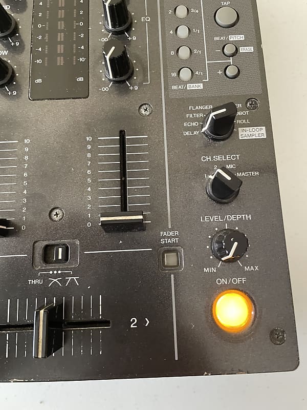 Pioneer DJ DJM-400 | Sweetwater