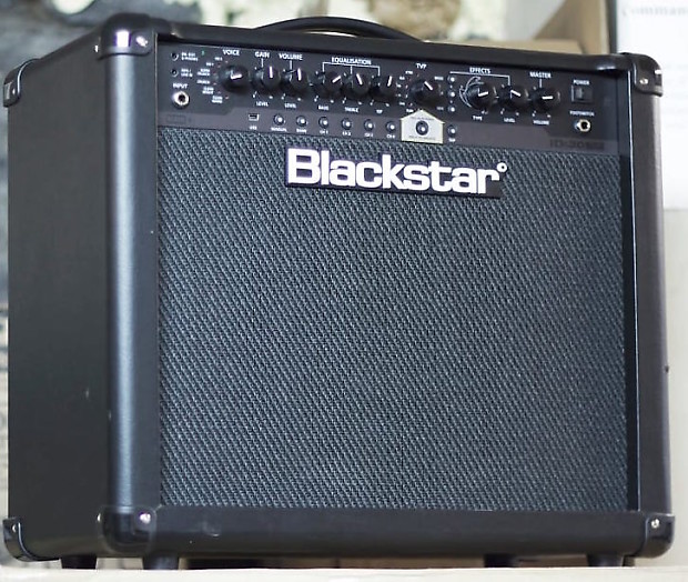 Blackstarギターアンプ(ID:30TVP・30W・12インチSP) Amazon | Blackstar ID:30TVP | ベースコンボアンプ | 楽器