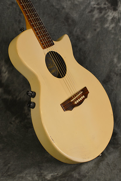 Guild USA GX Series Acoustic Electric Thinbody 90s White w