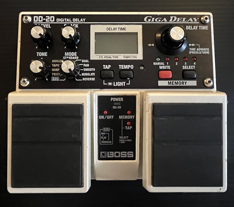 Boss DD-20 Giga Delay | Reverb