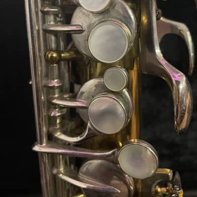 Buescher 400 Alto Saxophone image 5