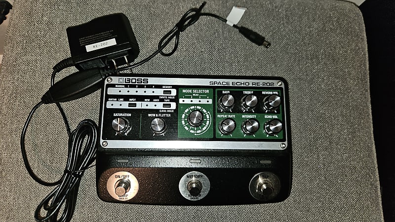 Boss RE-202 Space Echo
