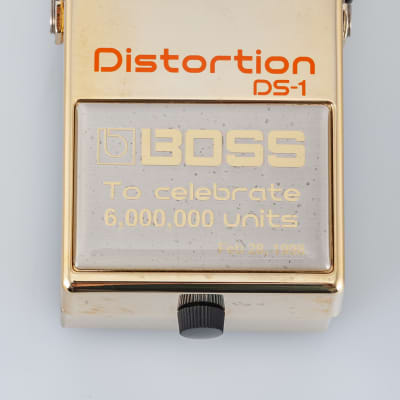 BOSS Distortion DS-1  GOLD 1998 + Showroom DISPLAY! Extremely RARE image 12