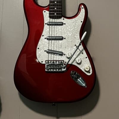 Squier Vintage Modified Surf Stratocaster | Reverb