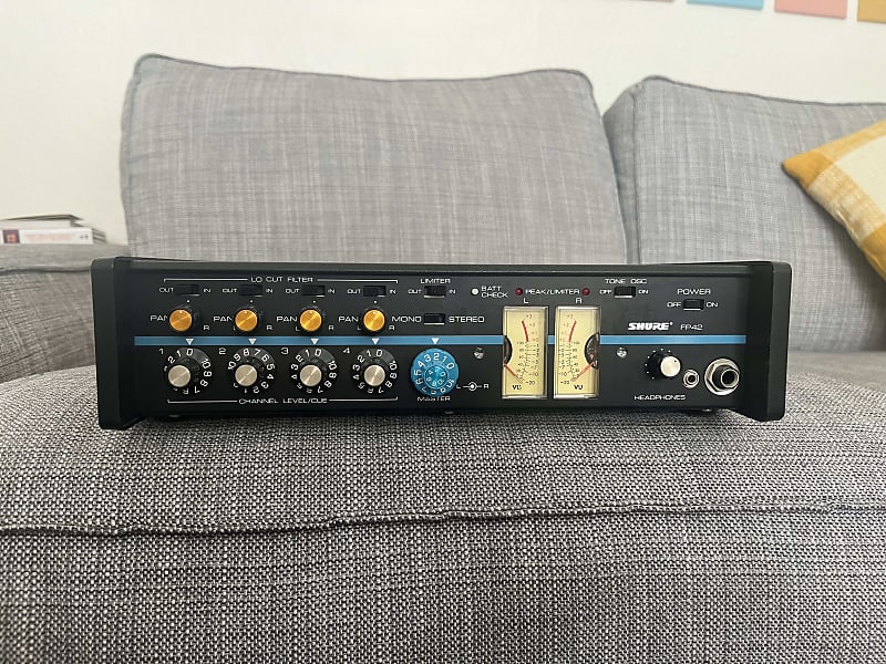 Shure FP42 Stereo Mic Mixer/Preamp w/ Shure LevelLoc Reverb