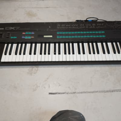 Yamaha DX7 Digital FM Synthesizer