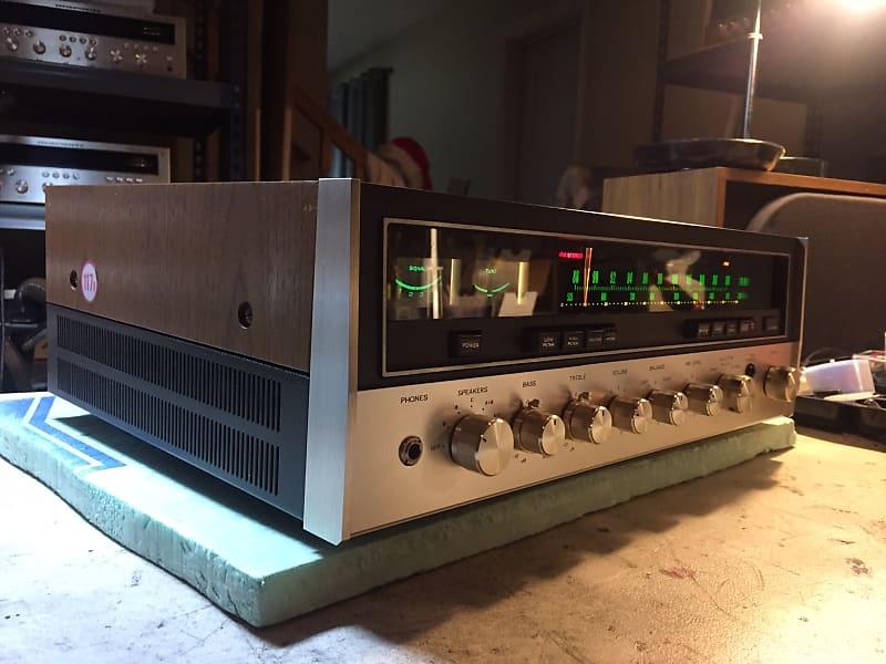 Sansui 7000 1975 Silverface , Walnut cabinet, fully restored