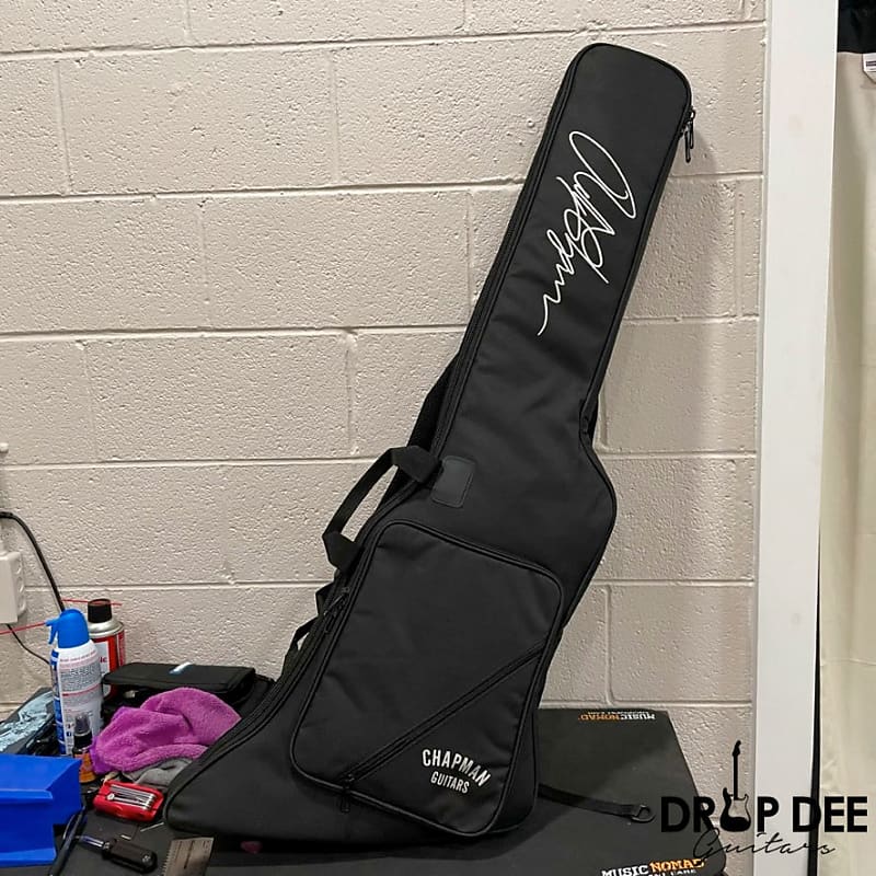 Chapman deluxe sale gig bag