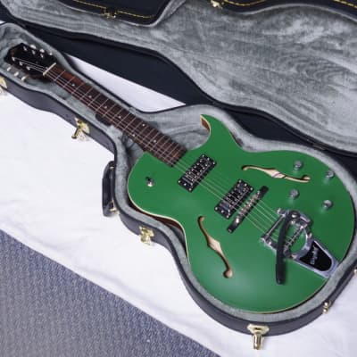 The Loar electric hollowbody guitar - NEW Thinbody Archtop Green LH-306T Bigsby Tremolo w/ CASE for sale