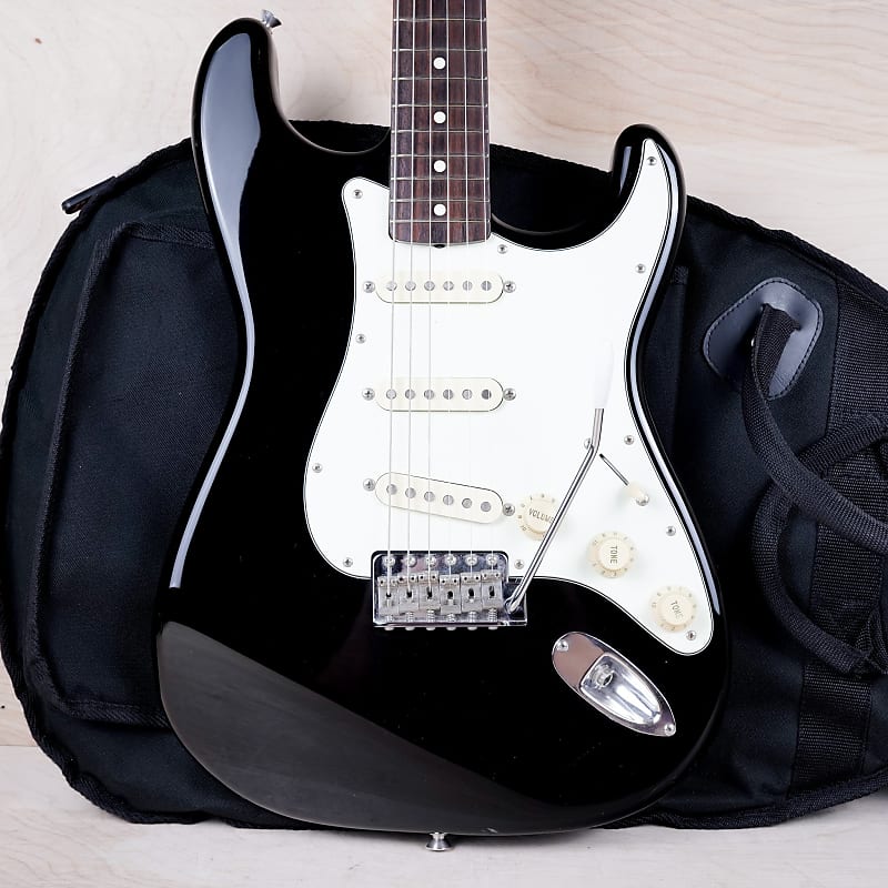 ギター Fender Mexico Classic 60s Stratocaster Fender Classic Series '60s Stratocaster | Reverb Canada