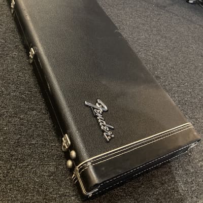 DiPinto Guitars — New & Used