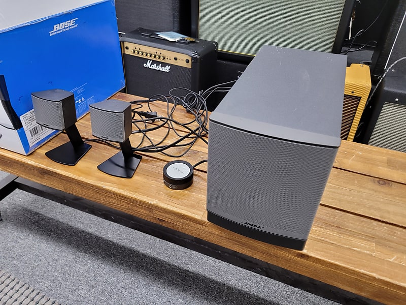 Bose Companion 3 Computer Speaker System Black