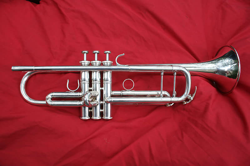 Yamaha YTR-8335 Generation II Xeno Bb Trumpet 2013 Silver | Reverb