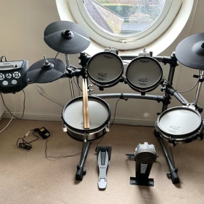 Roland V-Drums TD-6KX Full kit with mesh heads