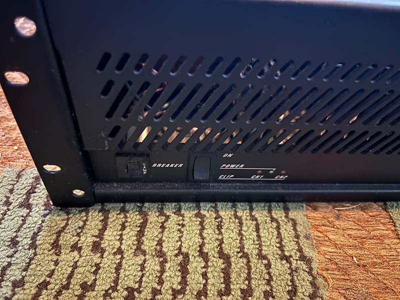 【良品】QSC USA400 真空管パワーアンプ QSC USA400 パワーアンプ - メルカリ