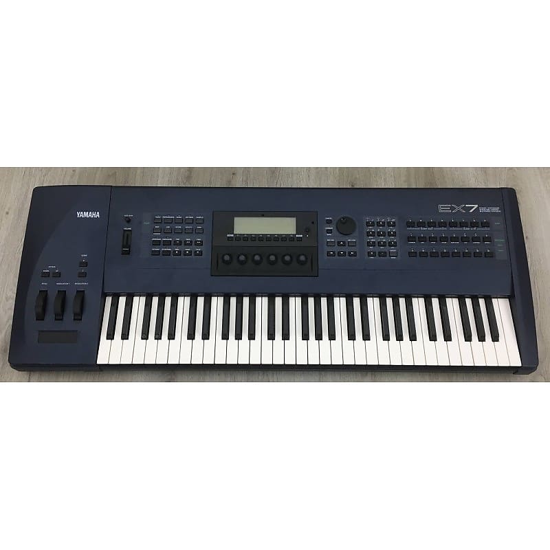 Yamaha EX7 Synth