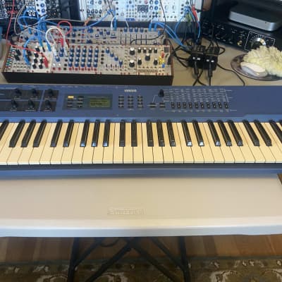 Yamaha CS1x Control Synthesizer 1996 - Blue