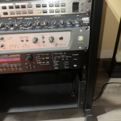 Roland JV1080 1994