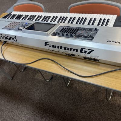 Roland Fantom-G7 76-Key Workstation Keyboard Used