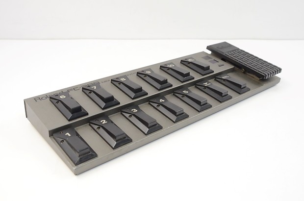 ギター FC-200 MIDI Foot Controller Roland - FC-200 | MIDI Foot Controller