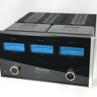 McIntosh MC207 200-Watt 7-Channel Solid State Power Amplifier