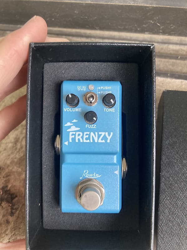 Rowin LN-322 Frenzy Fuzz | Reverb