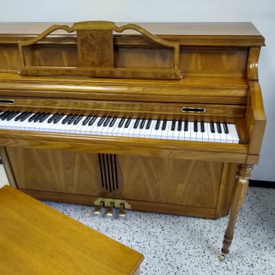 Wurlitzer Upright Piano Classic Ltd (Used) image 3