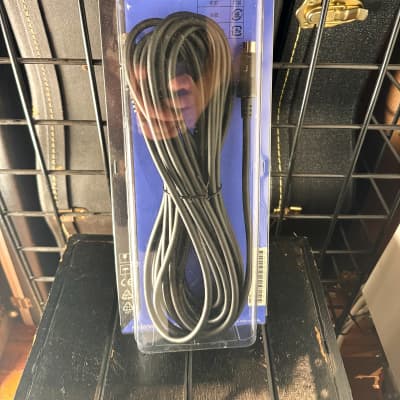 Roland GKC-10 13-Pin GK Cable — 10 m (32.8 ft), Fits SY-1000 / GR-55 / VG-99 / GK-3