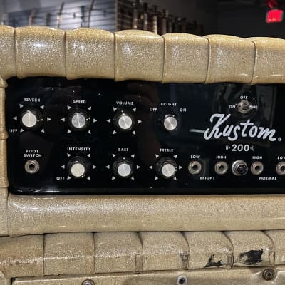 Kustom 200 1970’s - White sparkle head and 3x15” cabinet image 16