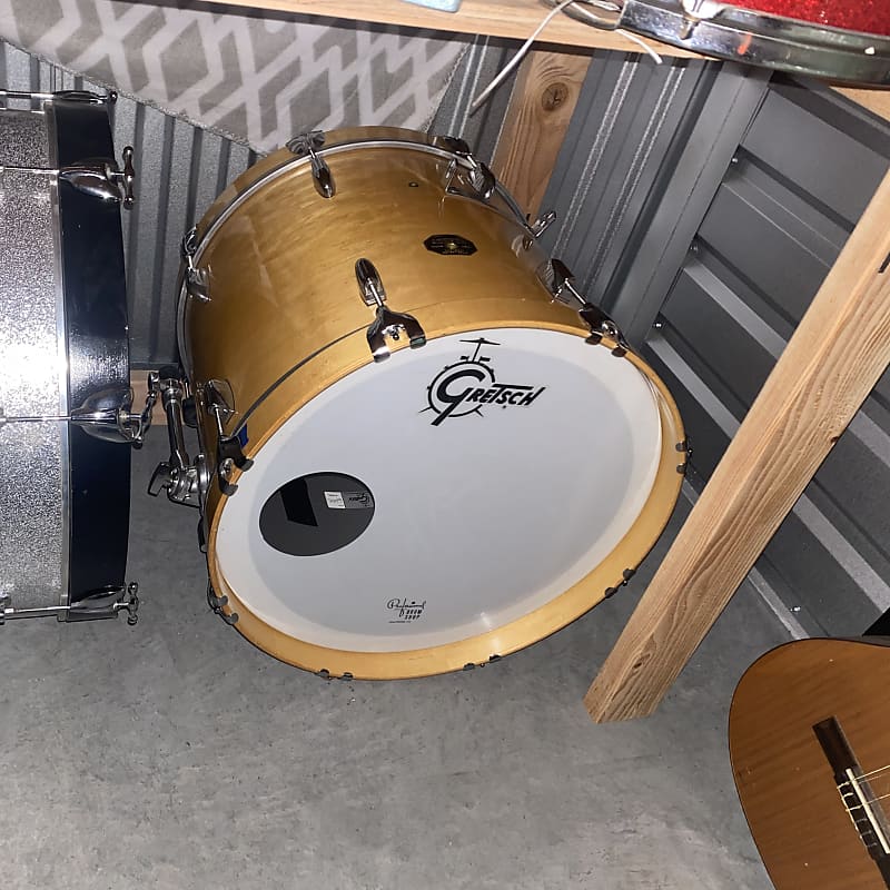Gretsch USA Custom 20x18 Bass Drum in Natural Maple Lacquer