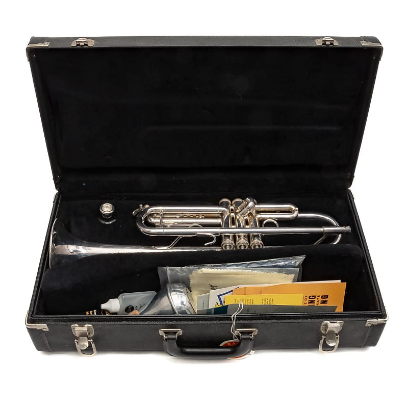 Bach TR300 Silver Plated USA Trumpet w/ Original Case x9723