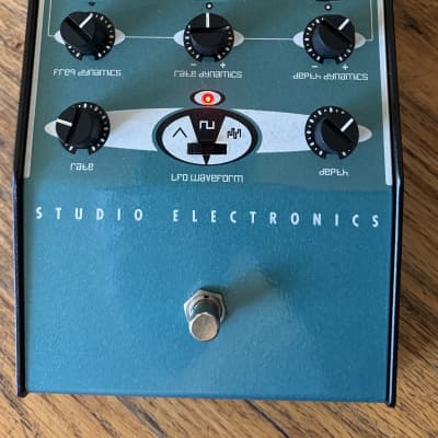 GearBug - Studio Electronics Modmax Filter