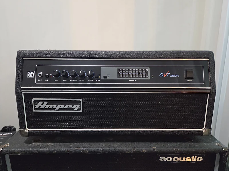 Ampeg SVT-350H Classic Series 350-Watt MOSFET Bass Amp Head