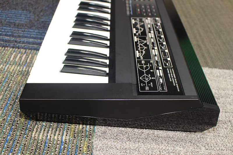 Roland D-50 Synthesizer | Reverb