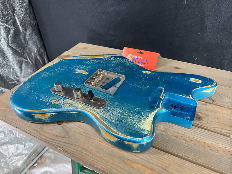 Real Life Relics Custom Class Telemaster Body Aged Lake Placid Blue Nitro  Lacquer | Reverb Finland