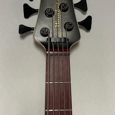 Form Factor Audio Wombat SS5 5-string Electric Bass Guitar High Gloss Black Burst 35" Scale image 6