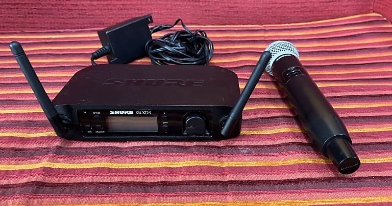 Shure GLXD4 B58A Beta digital wireless microphone system for voice