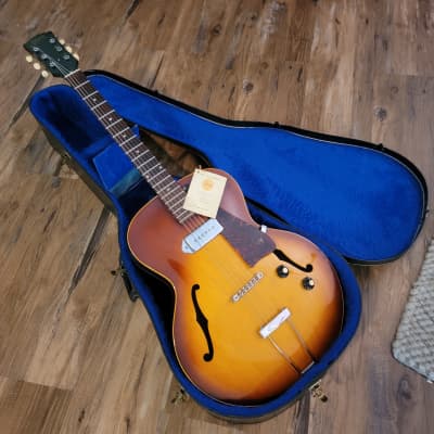 1969 Gibson ES-125 Electric Guitar Cherry Sunburst With Case Great Condition W/Hang Tag! for sale