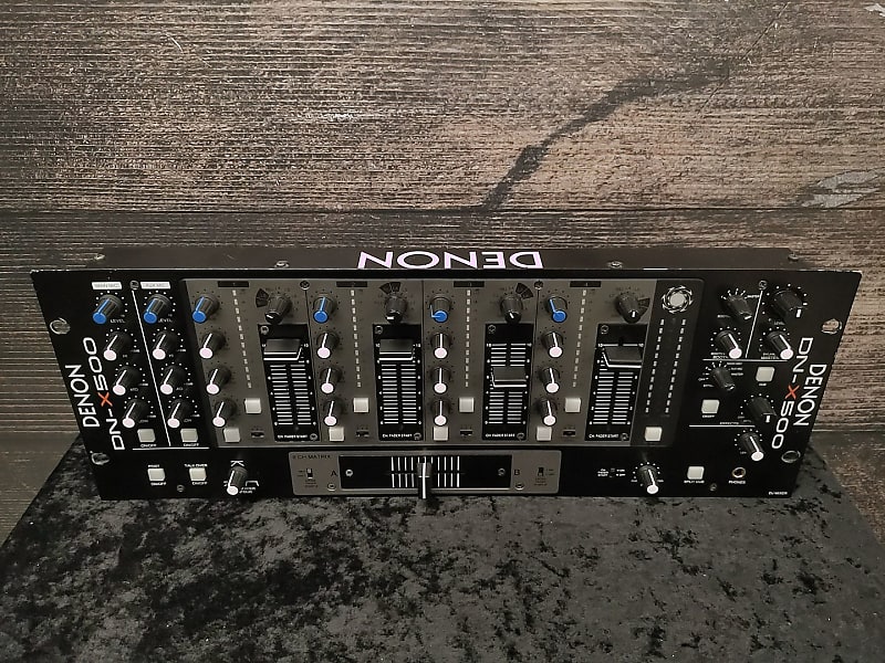 Denon DNX500 DJ Mixer (San Diego, CA) Reverb