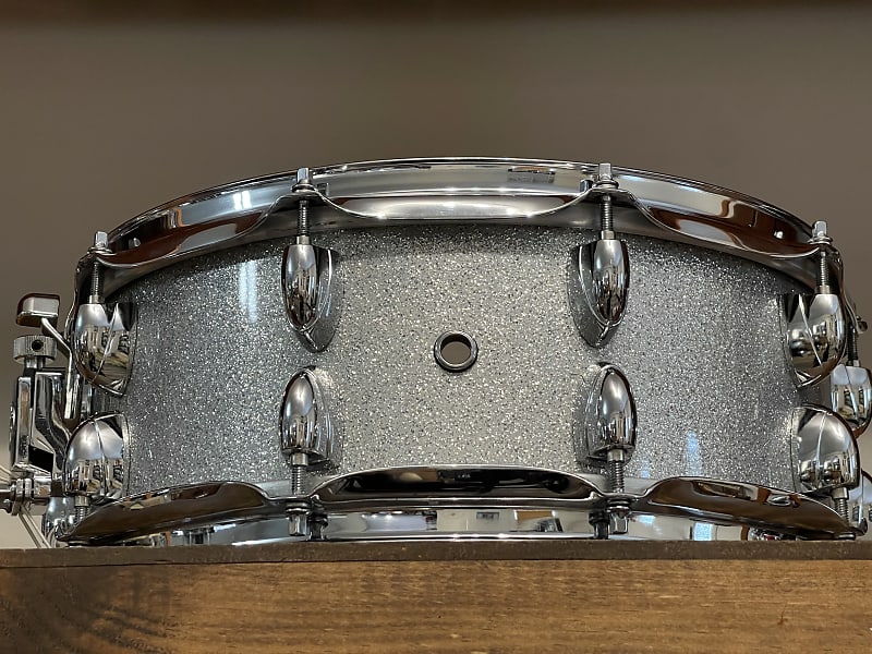 Yamaha Oak Custom 5.5x14 Silver Sparkle Snare Drum NSD085A | Reverb