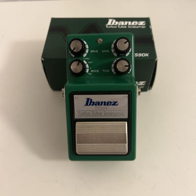 Sonic Research Turbo Tuner ST-200 Effect Pedal Demo - YouTube